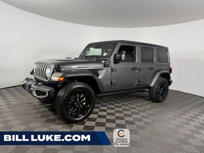 Used 2025 Jeep Wrangler Unlimited Sahara w/ Safety Group