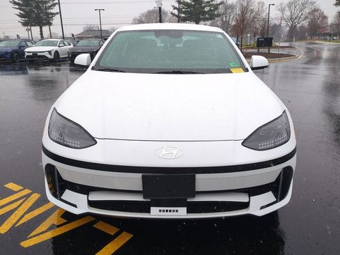 Used 2023 Hyundai Ioniq 6 SEL image 9