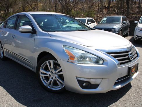 Used 2015 Nissan Altima 3.5 SL image 4