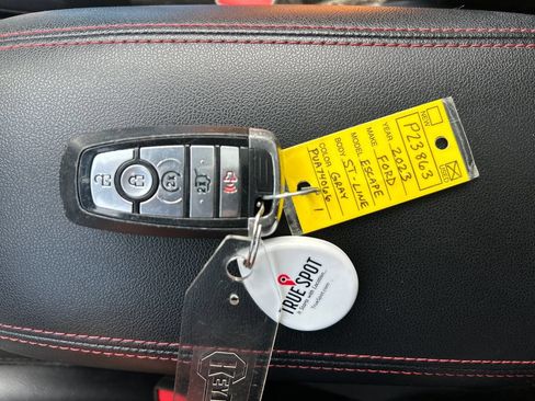 Used 2023 Ford Escape ST-Line w/ Tech Pack #1 FWD image 31