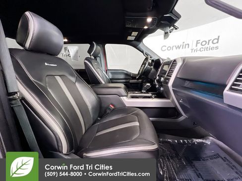 Used 2018 Ford F150 Platinum w/ Equipment Group 701A Luxury AWD/4WD image 16