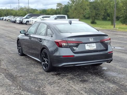 Used 2025 Honda Civic Sport image 6