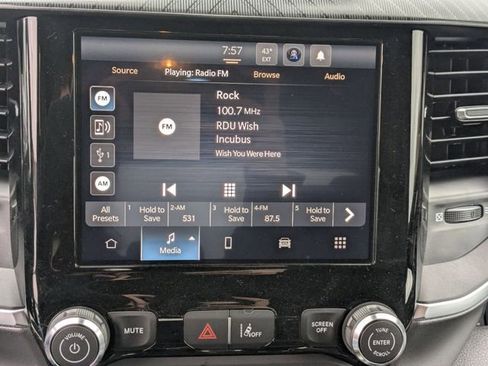 New 2026 RAM 1500 Big Horn AWD/4WD image 16