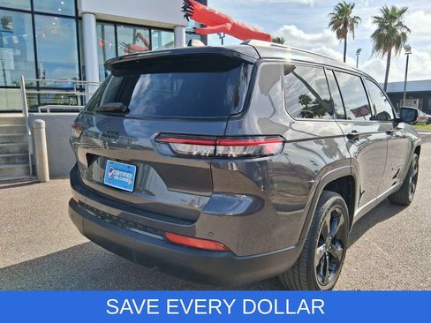 Used 2024 Jeep Grand Cherokee L Altitude RWD image 5