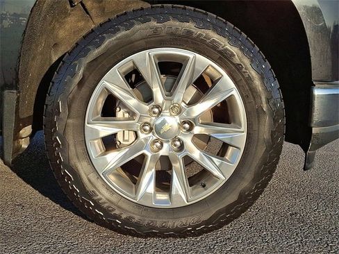 Used 2019 Chevrolet Silverado 1500 LTZ w/ LTZ Premium Package image 11