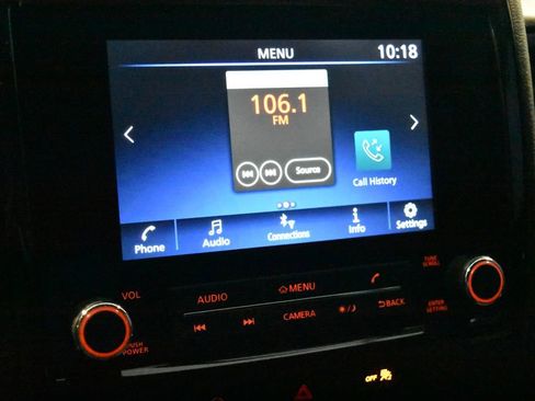 Certified 2024 Nissan Frontier SV w/ Technology Package image 9