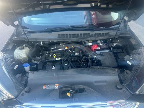 Used 2020 Ford Edge SEL image 23