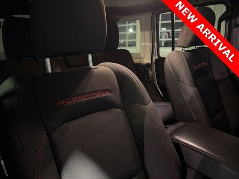 Used 2019 Jeep Wrangler Unlimited Rubicon image 18