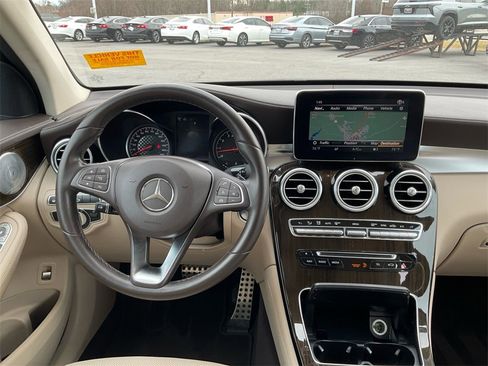Used 2019 Mercedes-Benz GLC 43 AMG 4MATIC image 17