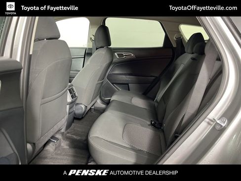 Used 2025 Kia Sportage LX image 21