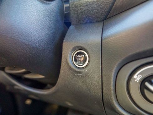 Used 2023 Nissan Frontier SV w/ SV Convenience Package AWD/4WD image 24