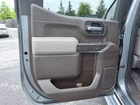 Certified 2020 Chevrolet Silverado 1500 LTZ AWD/4WD image 18