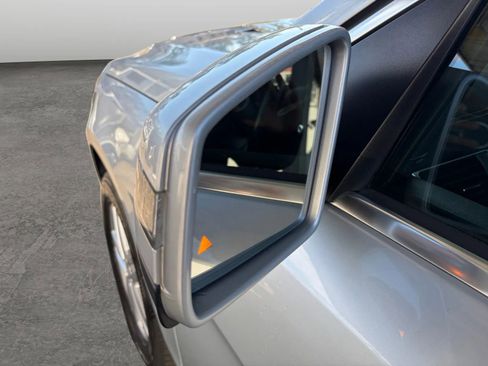 Used 2016 Mercedes-Benz GL 450 4MATIC image 31