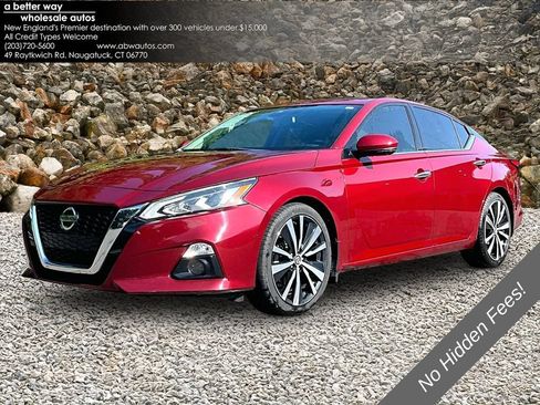 Used 2019 Nissan Altima 2.5 Platinum FWD image 1