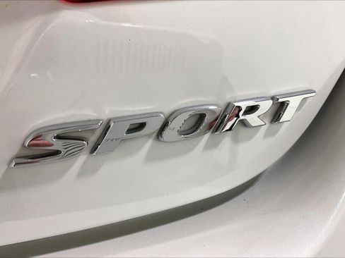 Used 2022 Honda Accord Sport image 8