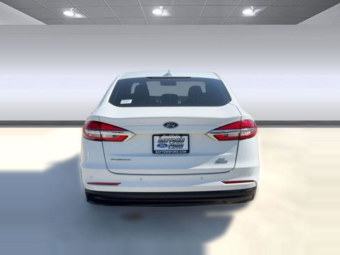 Used 2020 Ford Fusion SE image 10