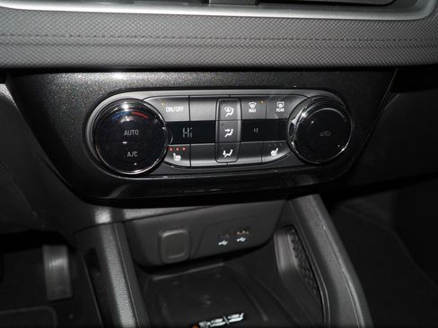 New 2025 Chevrolet TrailBlazer LT w/ Convenience Package image 10