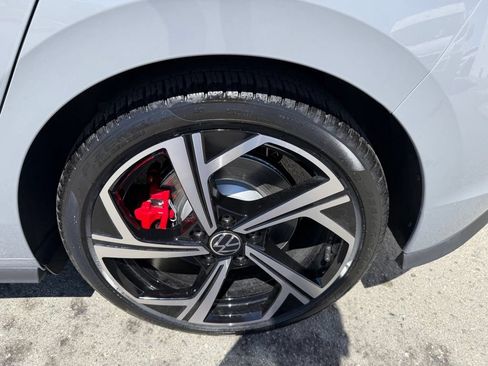 New 2026 Volkswagen GTI SE FWD image 13