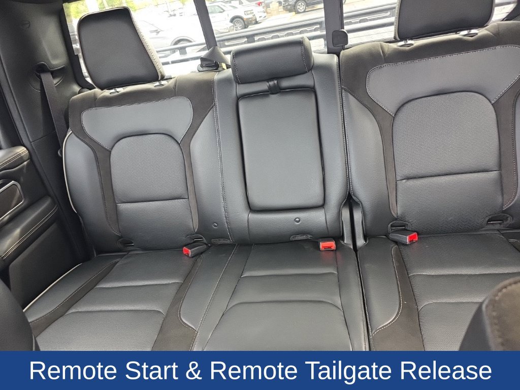 Used 2023 RAM 1500 Laramie AWD/4WD image 14
