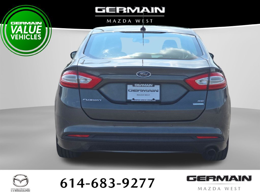Used 2016 Ford Fusion SE FWD image 9