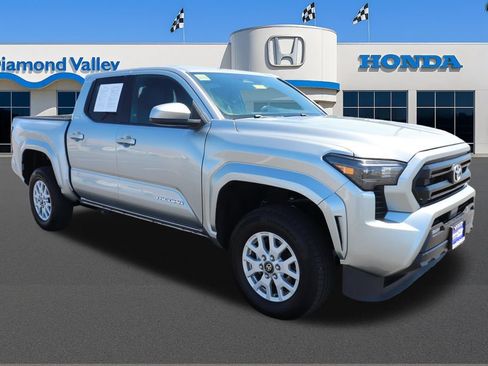 Used 2024 Toyota Tacoma SR5 AWD/4WD image 1