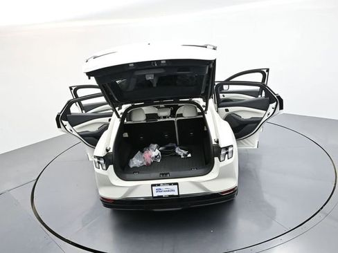 New 2024 Ford Mustang Mach-E Premium image 39