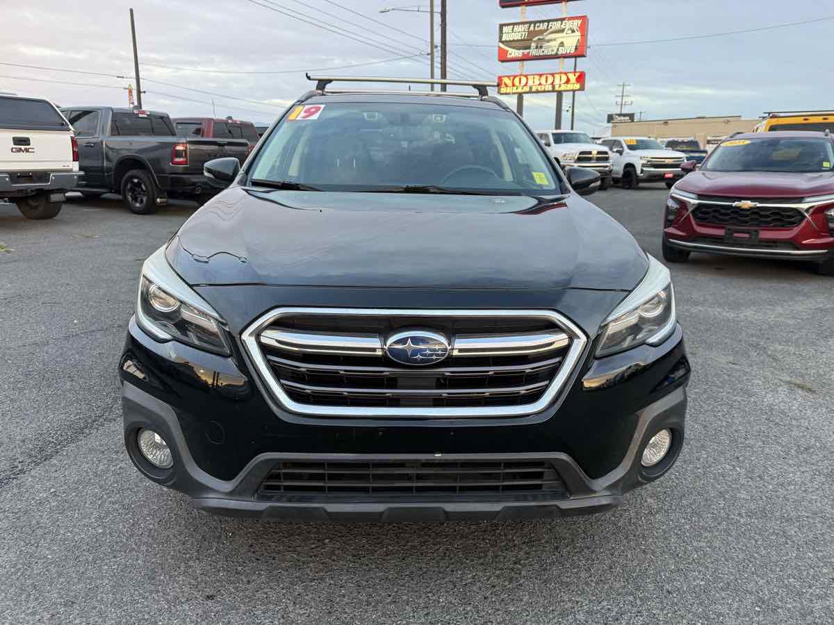 Used 2019 Subaru Outback 3.6R Touring w/ Popular Package #3A AWD/4WD image 2