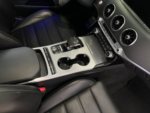 Used 2018 Kia Stinger GT2 AWD/4WD image 66