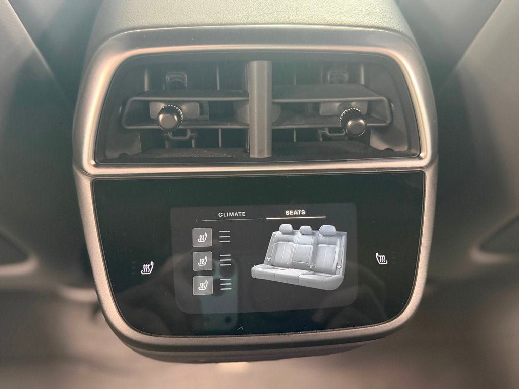 Used 2023 Lucid Air Pure AWD/4WD image 30