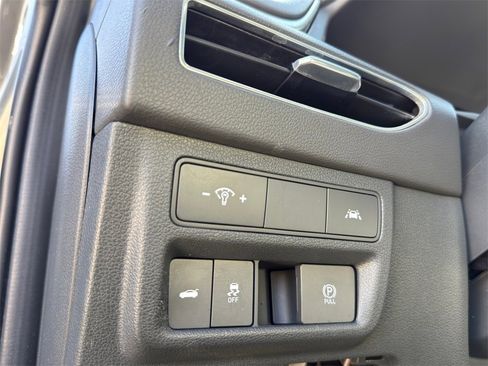 Used 2023 Hyundai Sonata SEL image 17