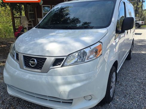 Used 2020 Nissan NV200 S image 1