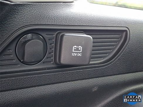 Used 2022 Jeep Grand Cherokee Limited image 30