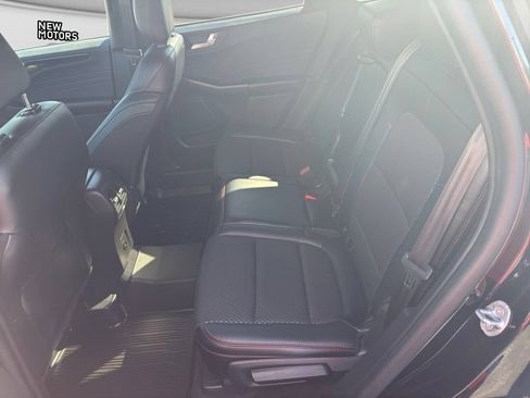 Used 2024 Ford Escape ST-Line Select w/ Tech Pack #1 AWD/4WD image 14
