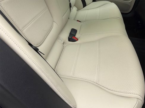 Used 2023 Mercedes-Benz C 300 4MATIC Sedan image 52