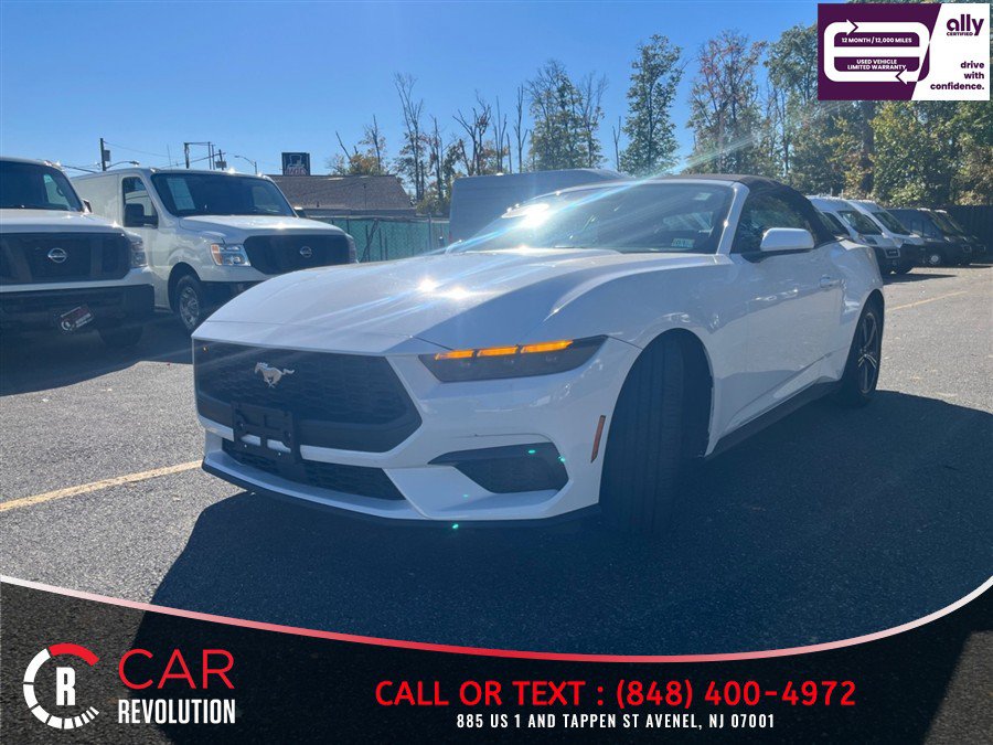 Used 2025 Ford Mustang Premium RWD image 4