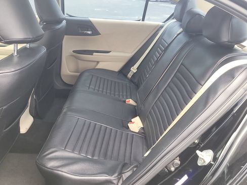 Used 2013 Honda Accord LX image 9