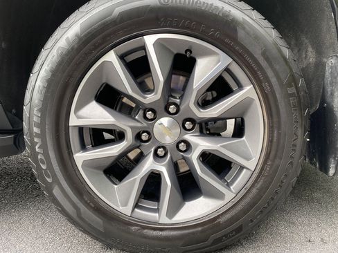 Used 2021 Chevrolet Tahoe LT w/ LT Signature Package AWD/4WD image 42