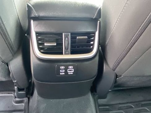 Used 2023 Subaru Legacy Premium AWD/4WD image 16