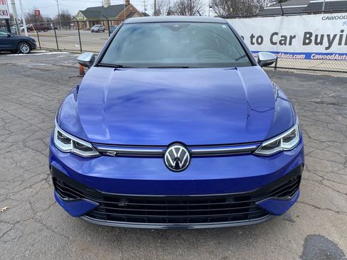 Used 2023 Volkswagen Golf R image 7