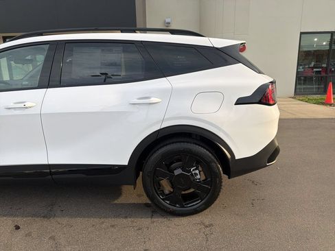 New 2026 Kia Sportage X-Line AWD/4WD image 9