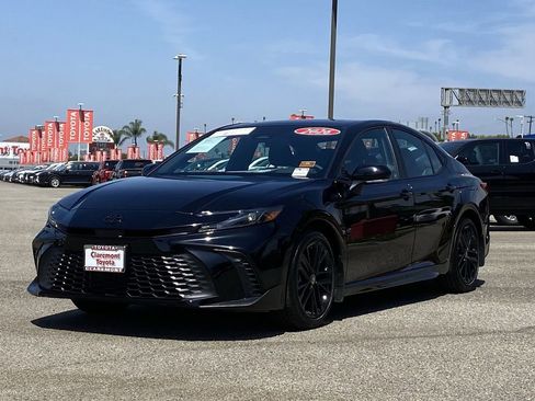 Certified 2026 Toyota Camry SE FWD image 40