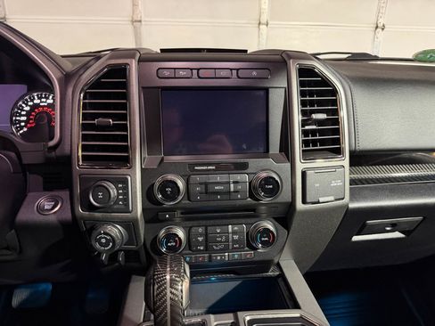 Used 2018 Ford F150 Raptor w/ Equipment Group 802A Luxury AWD/4WD image 16