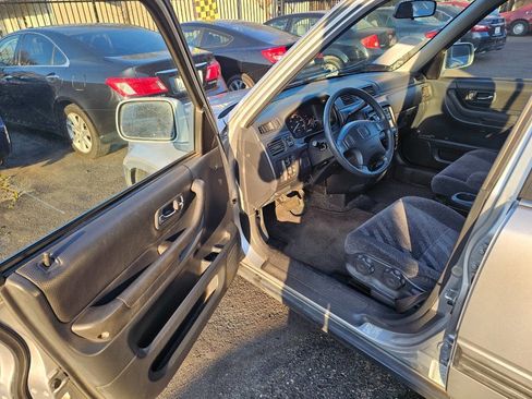 Used 1999 Honda CR-V EX image 6
