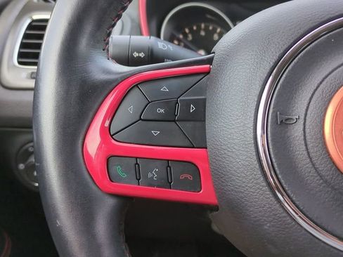 Used 2018 Jeep Compass Trailhawk w/ Leather Interior Group AWD/4WD image 25