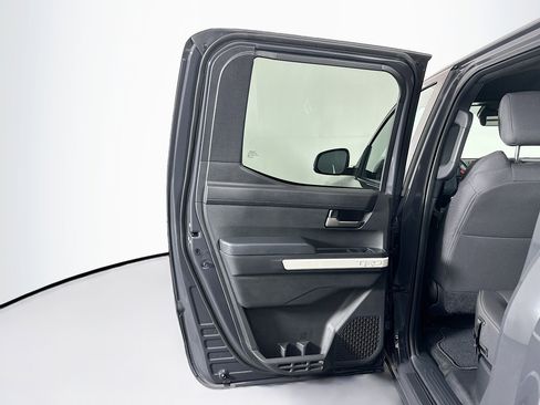 Used 2024 Toyota Tacoma TRD Off-Road image 26