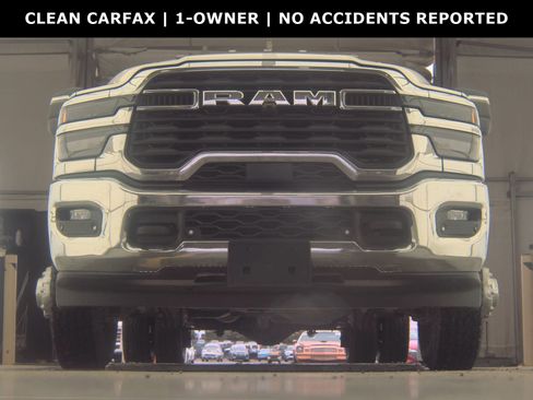 Used 2026 RAM 3500 Tradesman AWD/4WD image 3