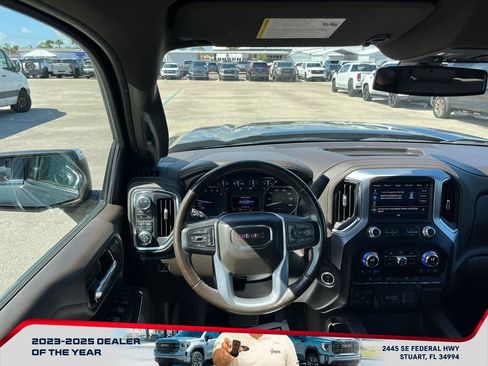Used 2021 GMC Sierra 1500 SLT w/ SLT Premium Package image 13