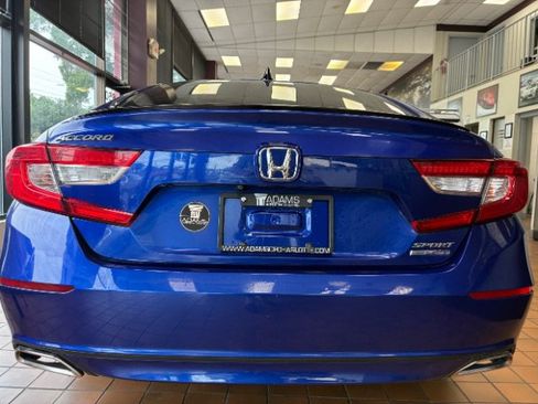 Used 2021 Honda Accord Sport Special Edition image 11