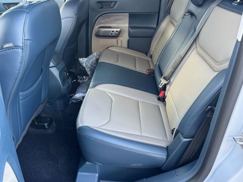 New 2025 Ford Maverick Lariat w/ 4K Tow Package image 9