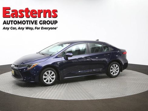 Used 2022 Toyota Corolla LE w/ Carpet Mat Package (TMS) image 56